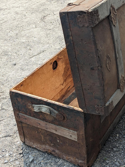 Rustic Trunk