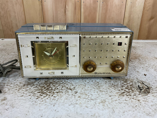Vintage Bulova Clock Radio Model 190 Series