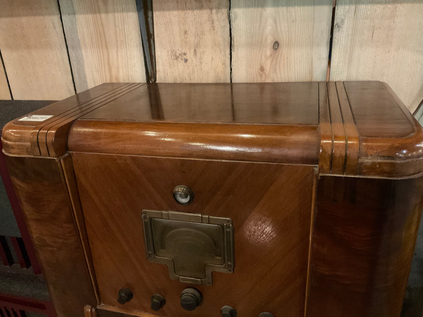 Antique 1936 RCA Radio Model 9K1