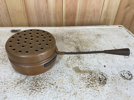 Antique Copper Bed Warmer with Metal Handle