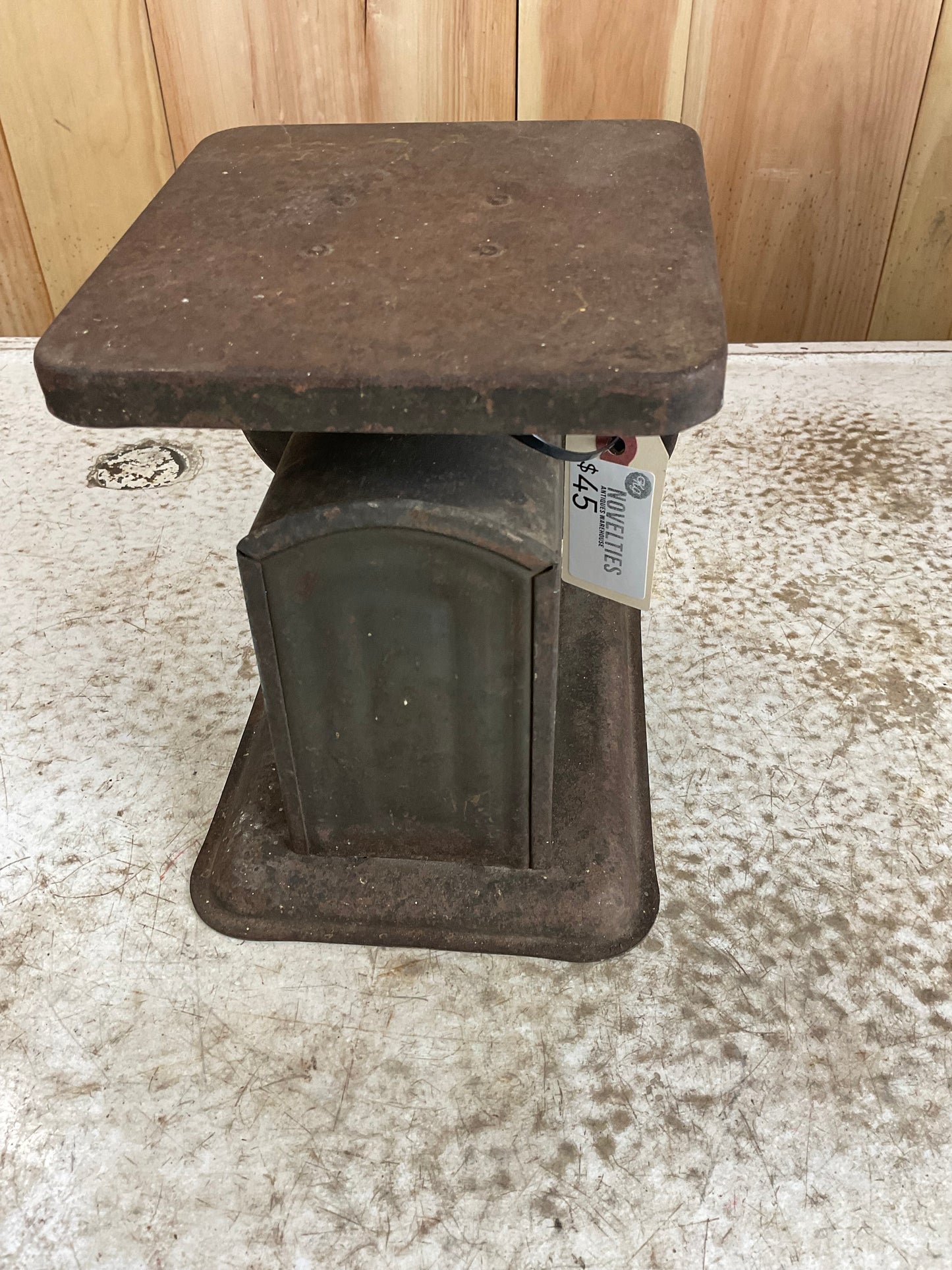 Vintage American Family Scale