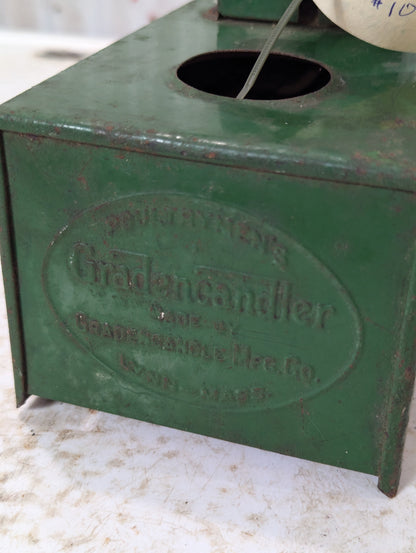 Vintage Poultrymen’s Gradencandler Egg Scale