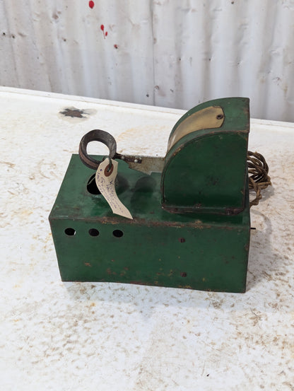 Vintage Poultrymen’s Gradencandler Egg Scale