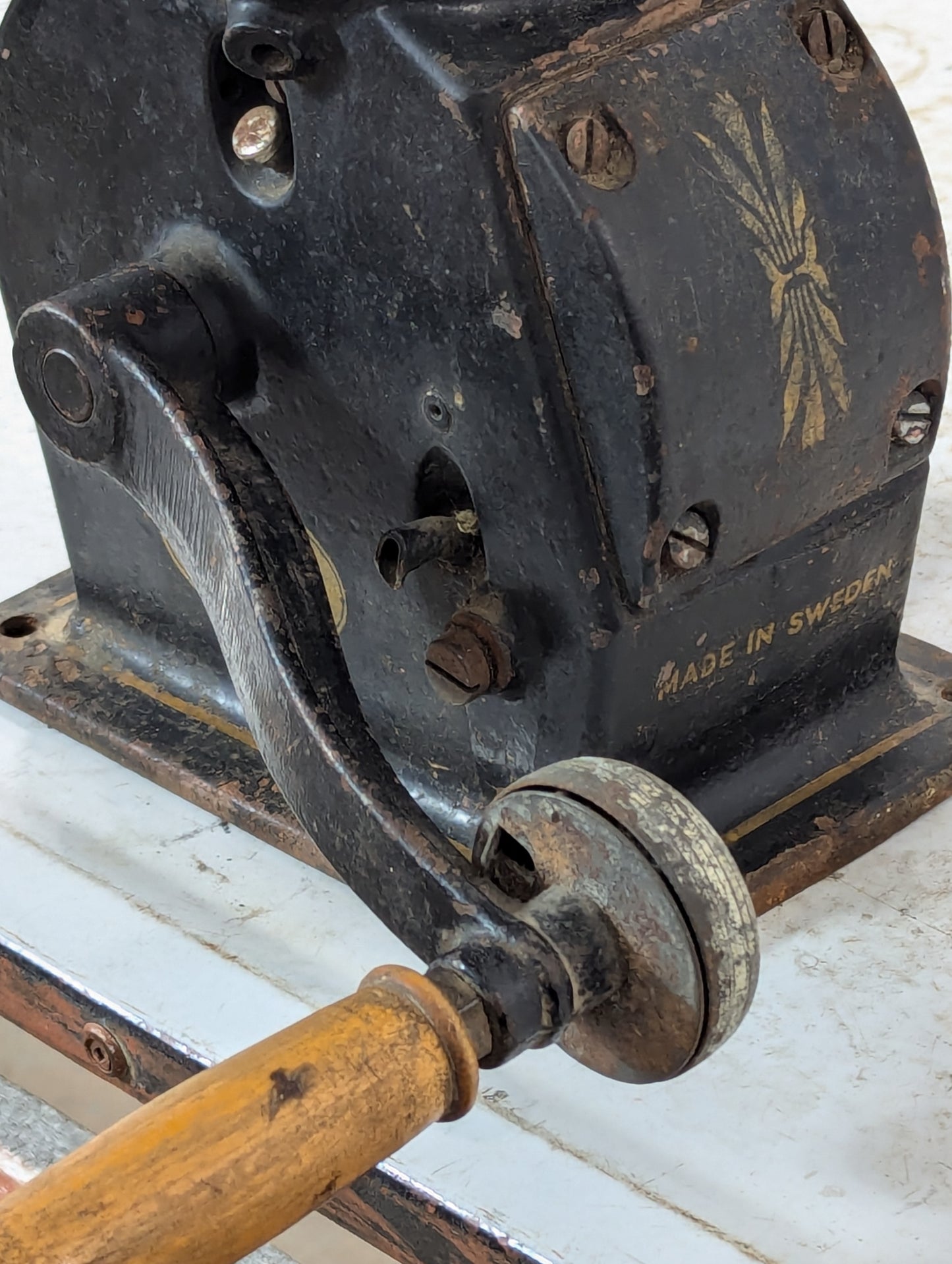 Timothy Eaton’s Vega A6 Table Top Cream Separator
