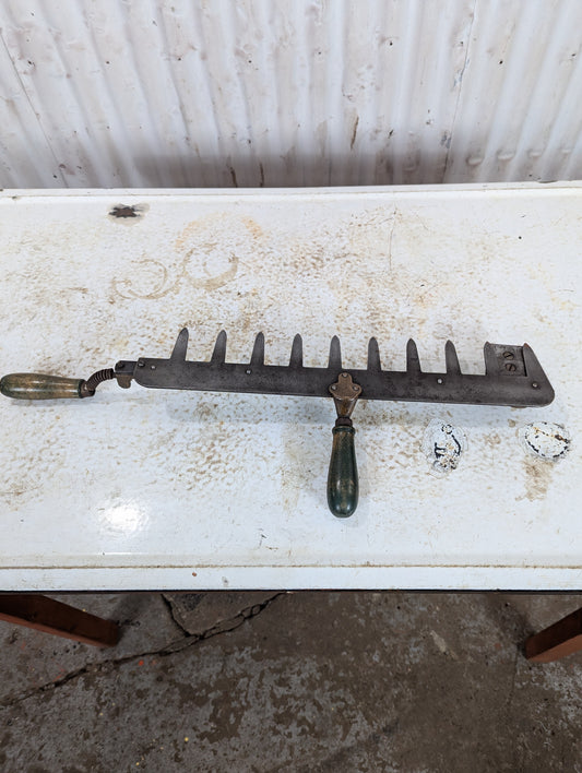 Antique Chandler Cyclone Manual Hedge Trimmer