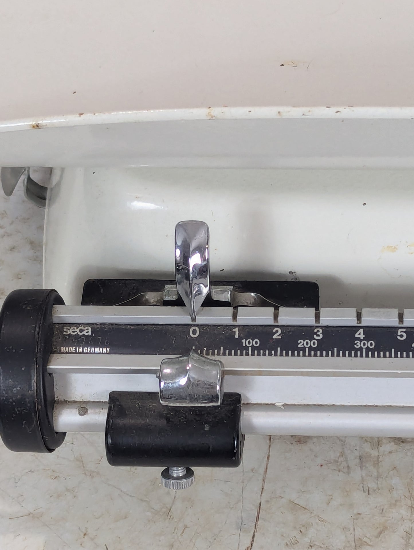 Vintage Seca Nursery Scale