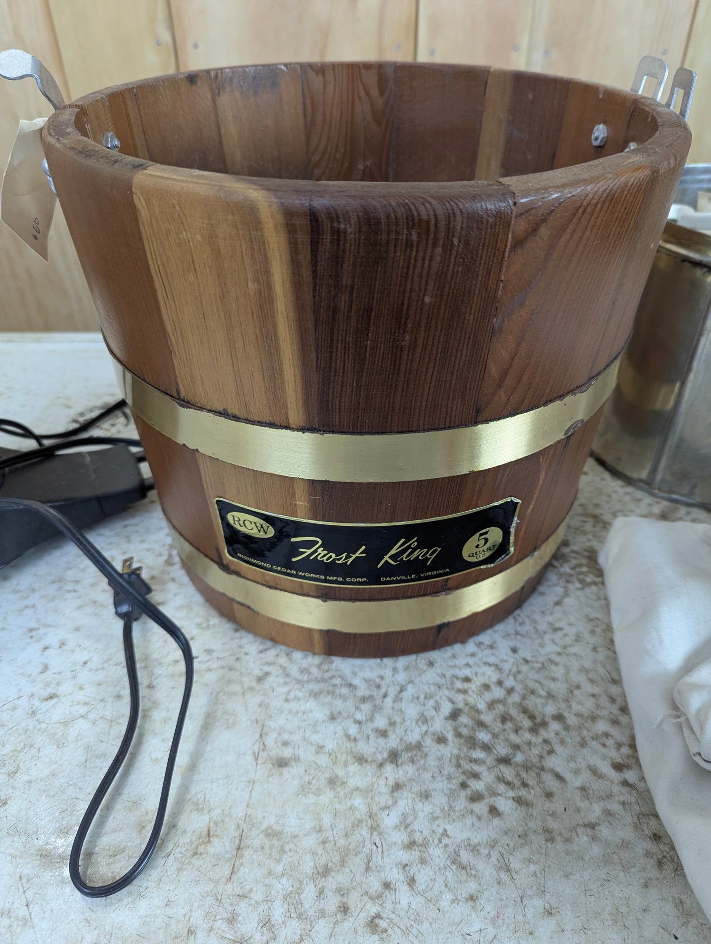 Vintage RCW Richmond Cedar Works 5-quart Ice Cream Maker