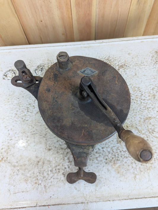 Vintage Hand Cranked Grinders