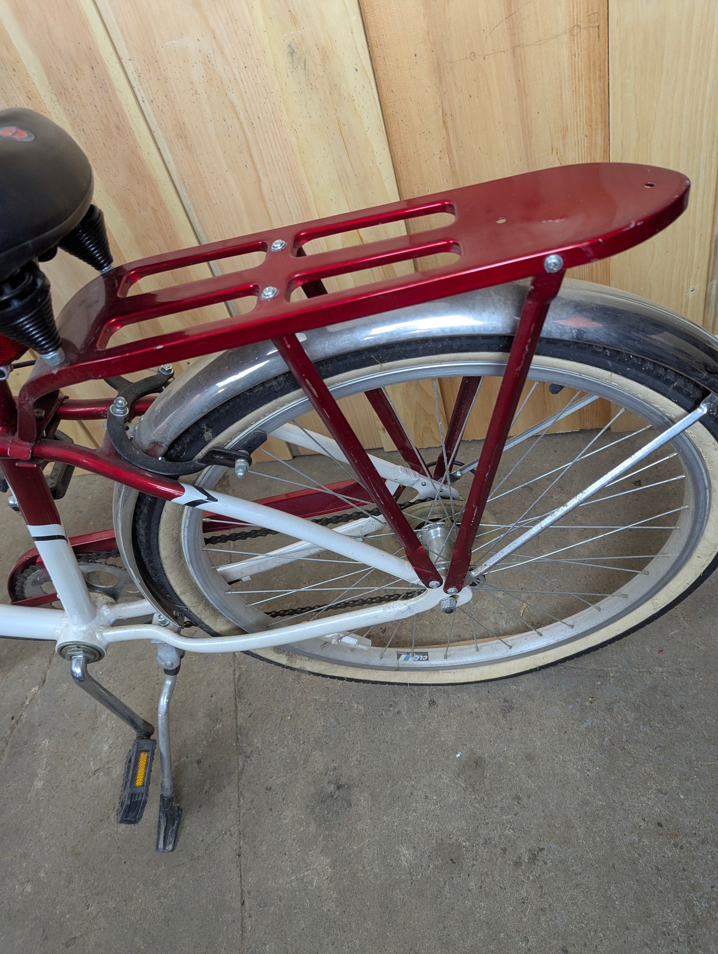 Schwinn 40th Anniversary Tim Horton’s Cruiser Bike