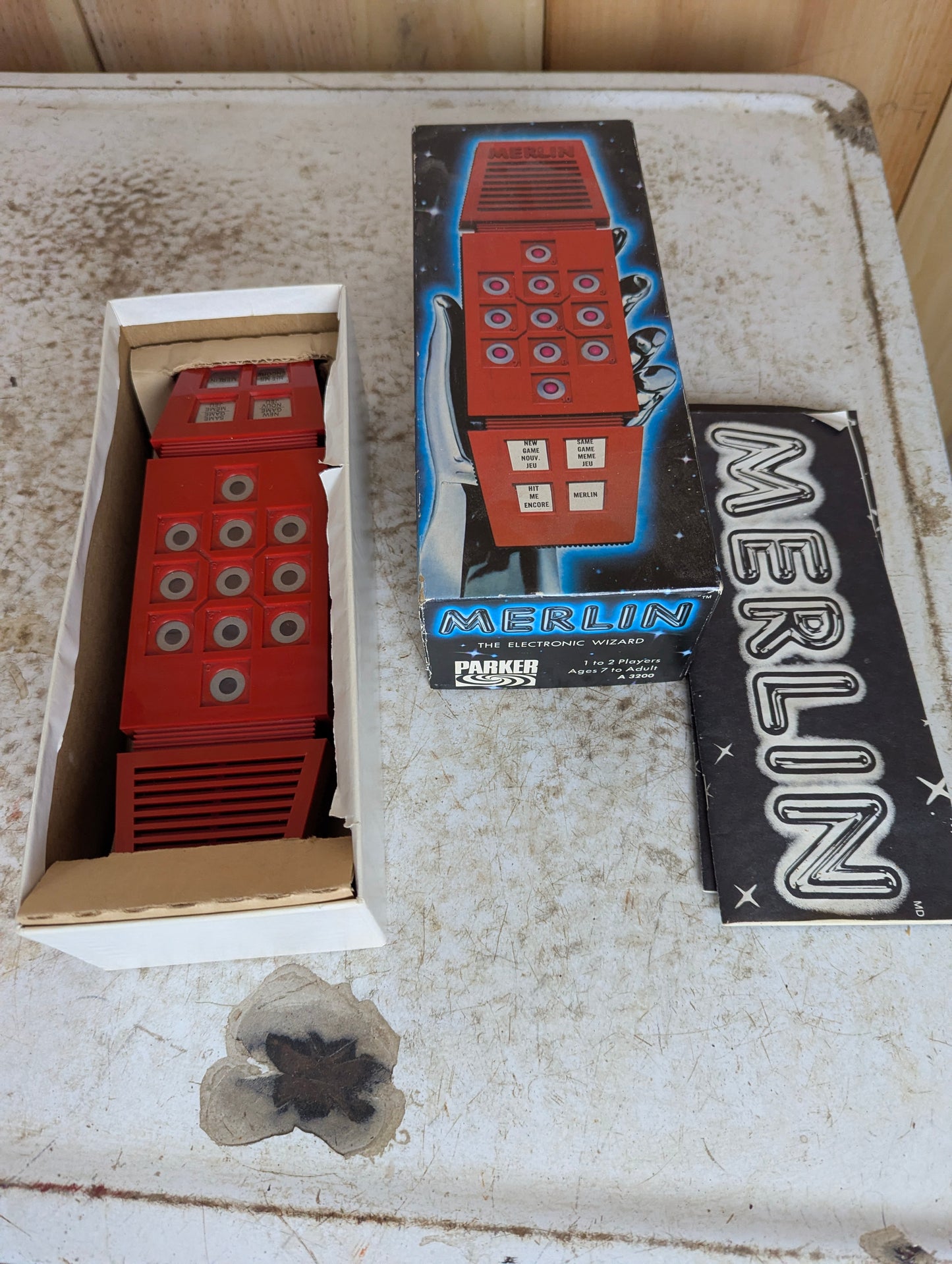 Vintage Merlin Electronic Handheld Game