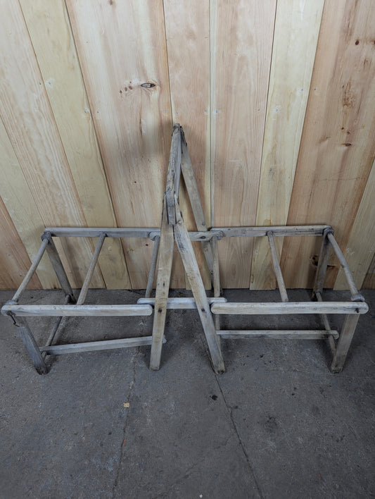 Antique Wooden Foldable Washtub Stand
