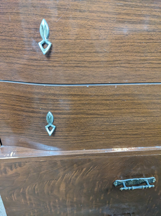 Retro 4 Drawer Dresser