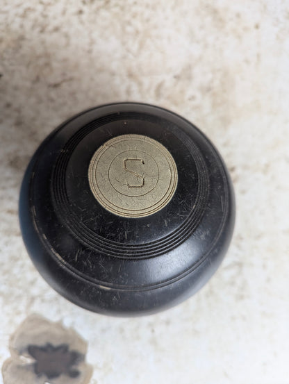 Vintage Dunlop 4 7/8 Lawn Bowls with Carrying case