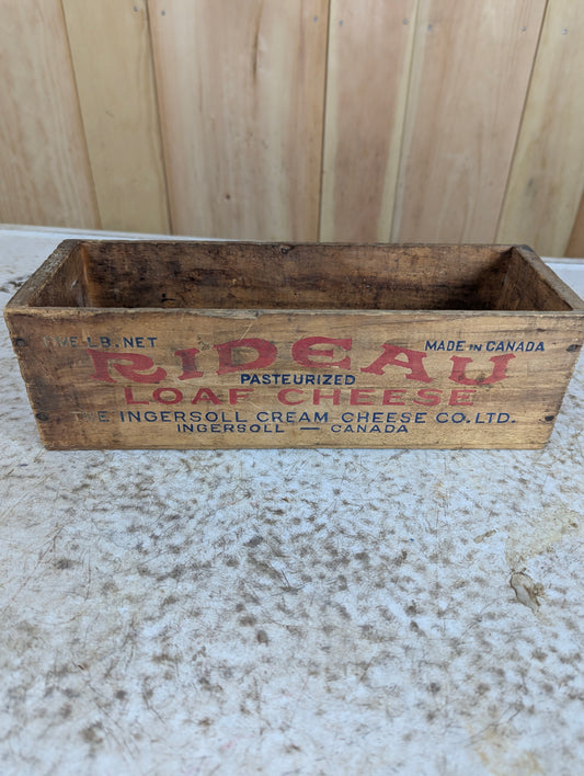 Vintage Rideau Cream Cheese Wooden Box