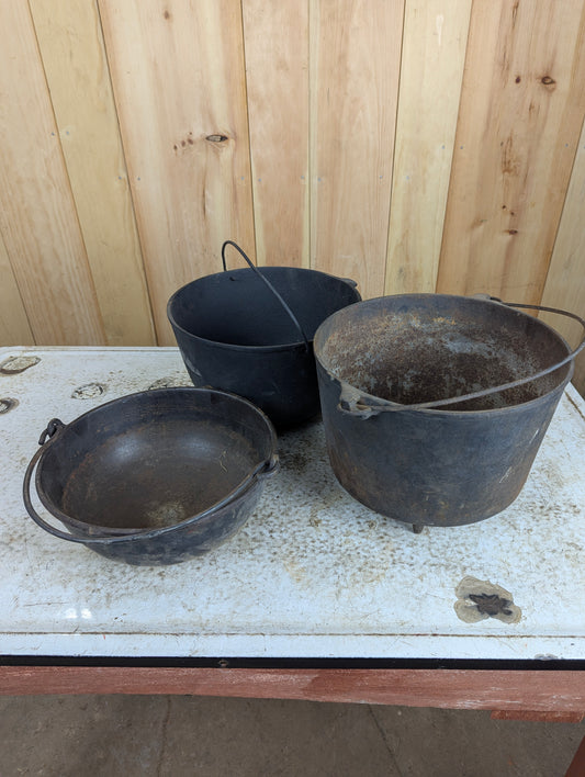 Vintage and Antique Cast Iron Pots