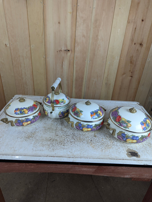 Vintage 4 Pc. Cornucopia Enamelware Set