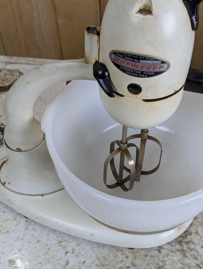 Vintage Dormeyer Model 3000-A Mixer with Bowl