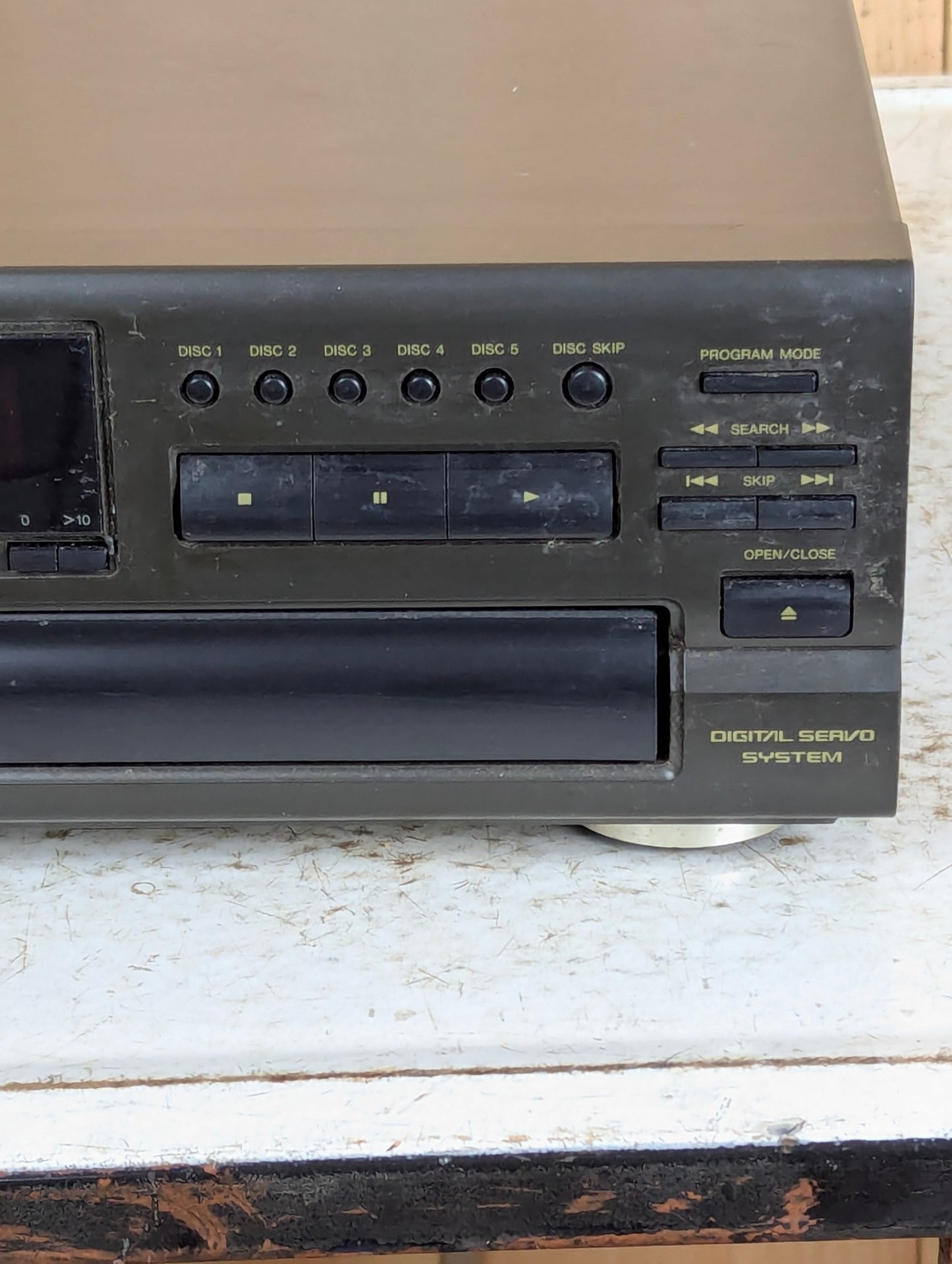 Technics 5 Disc CD Player SL-PD687