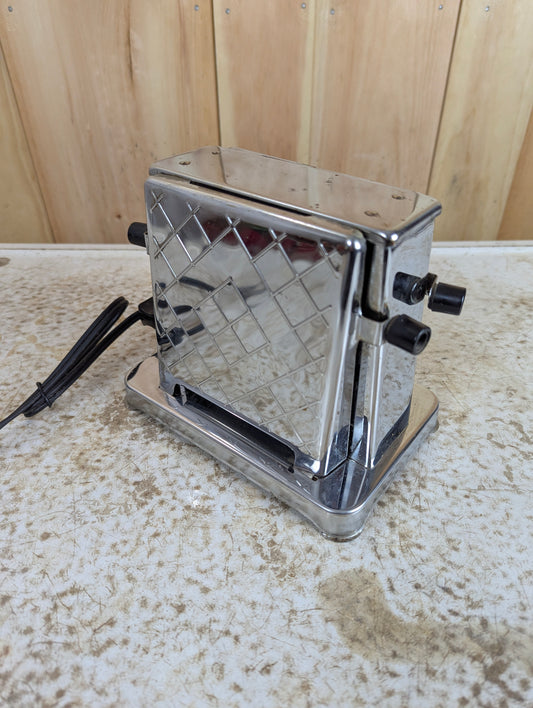1930’s Vintage Toastess Toaster Model 202