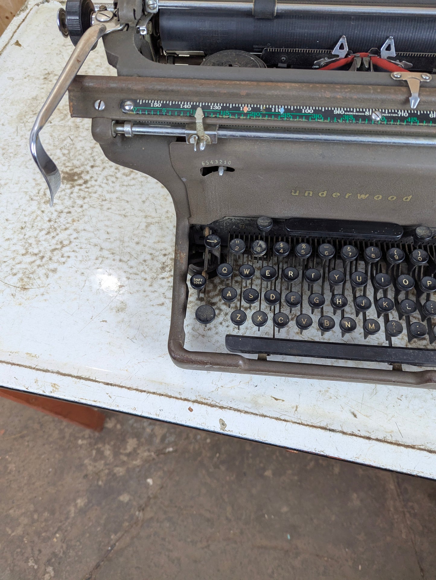 1952 Standard Underwood Typewriter Serial #5-7202883