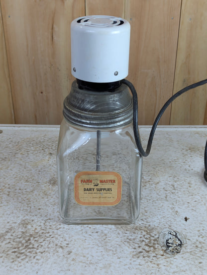 Vintage Farm Master 1 Gallon Electric Butter Churn