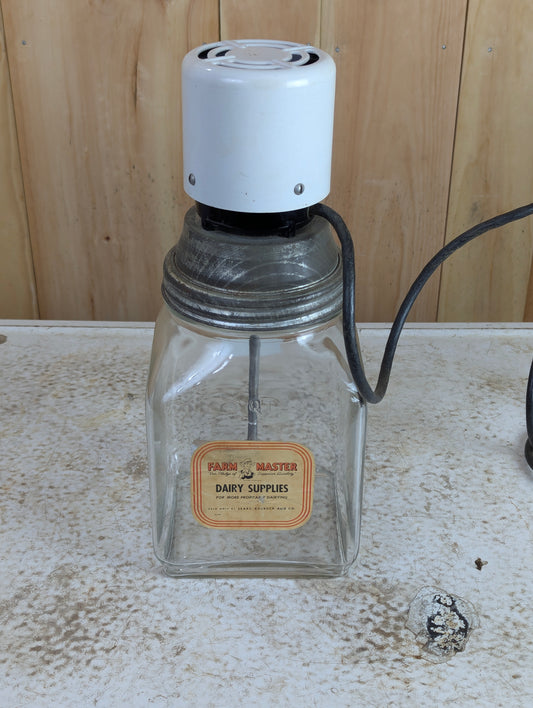 Vintage Farm Master 1 Gallon Electric Butter Churn