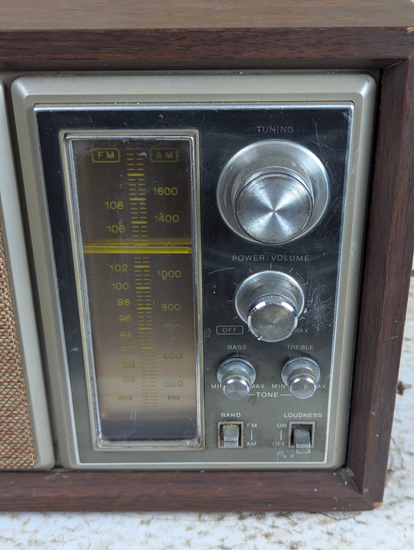 From 1970’s Vintage Sony ICF-9550W AM FM Transistor Radio