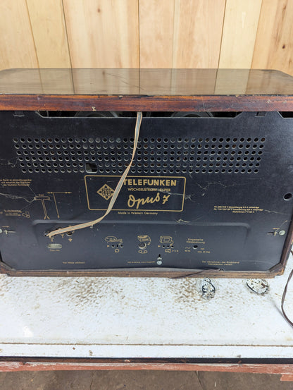 1950’s Vintage Telefunken Opus 7 Tube Radio - Works, but Needs Servicing