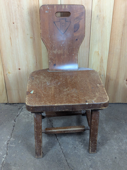 Vintage Rustic Pine Country Camp Lodge Chair