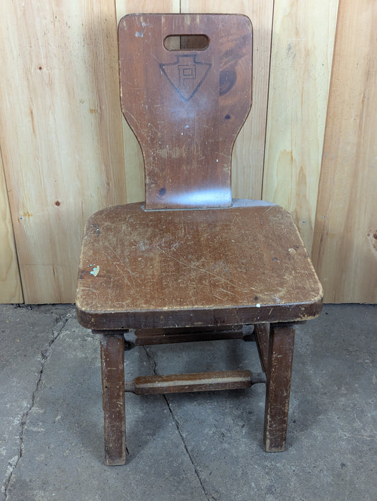 Vintage Rustic Pine Country Camp Lodge Chair
