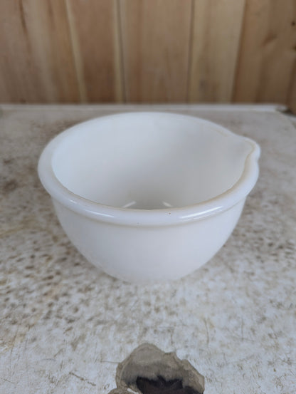 Vintage Pyrex Milk Glass Mixing Bowl