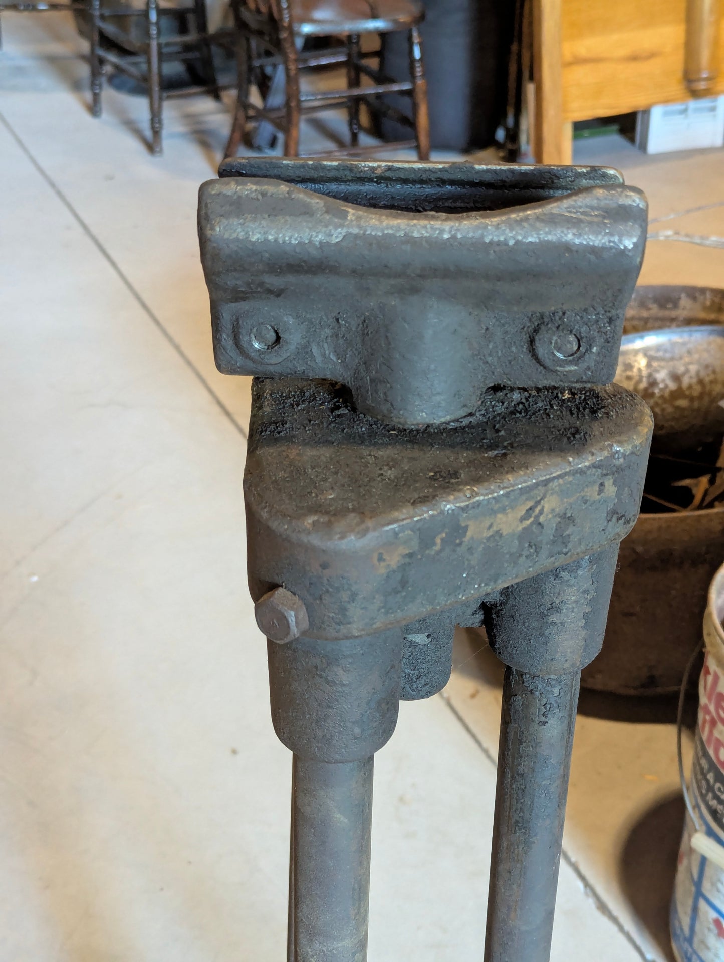 Champion 400 Forge Blower Stand