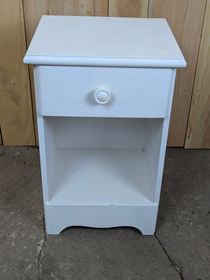 White Painted Night Bedside Stand