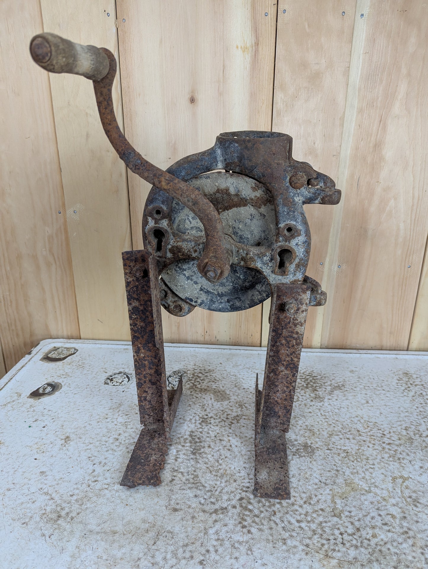 Antique Cast Iron Corn Sheller