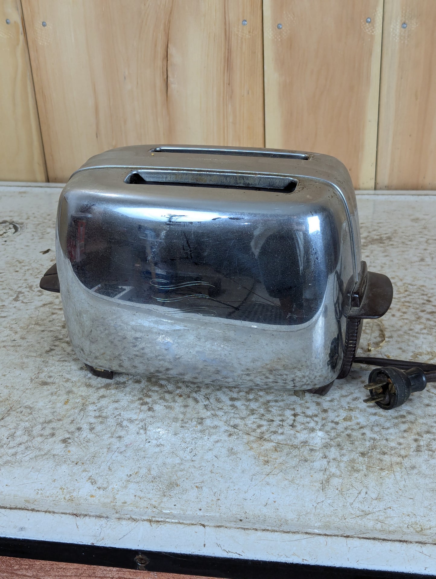 Vintage General Electric 2-Slice Toaster