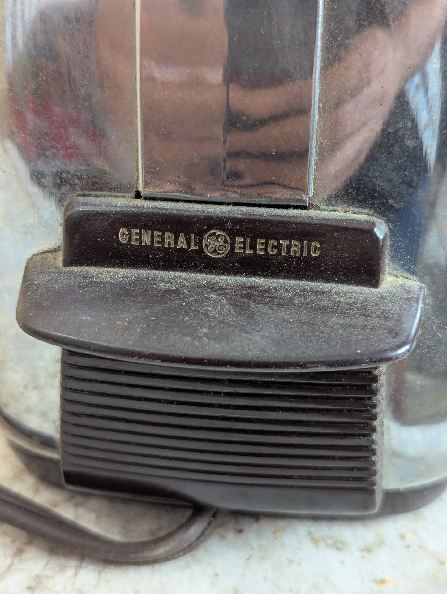 Vintage General Electric 2-Slice Toaster