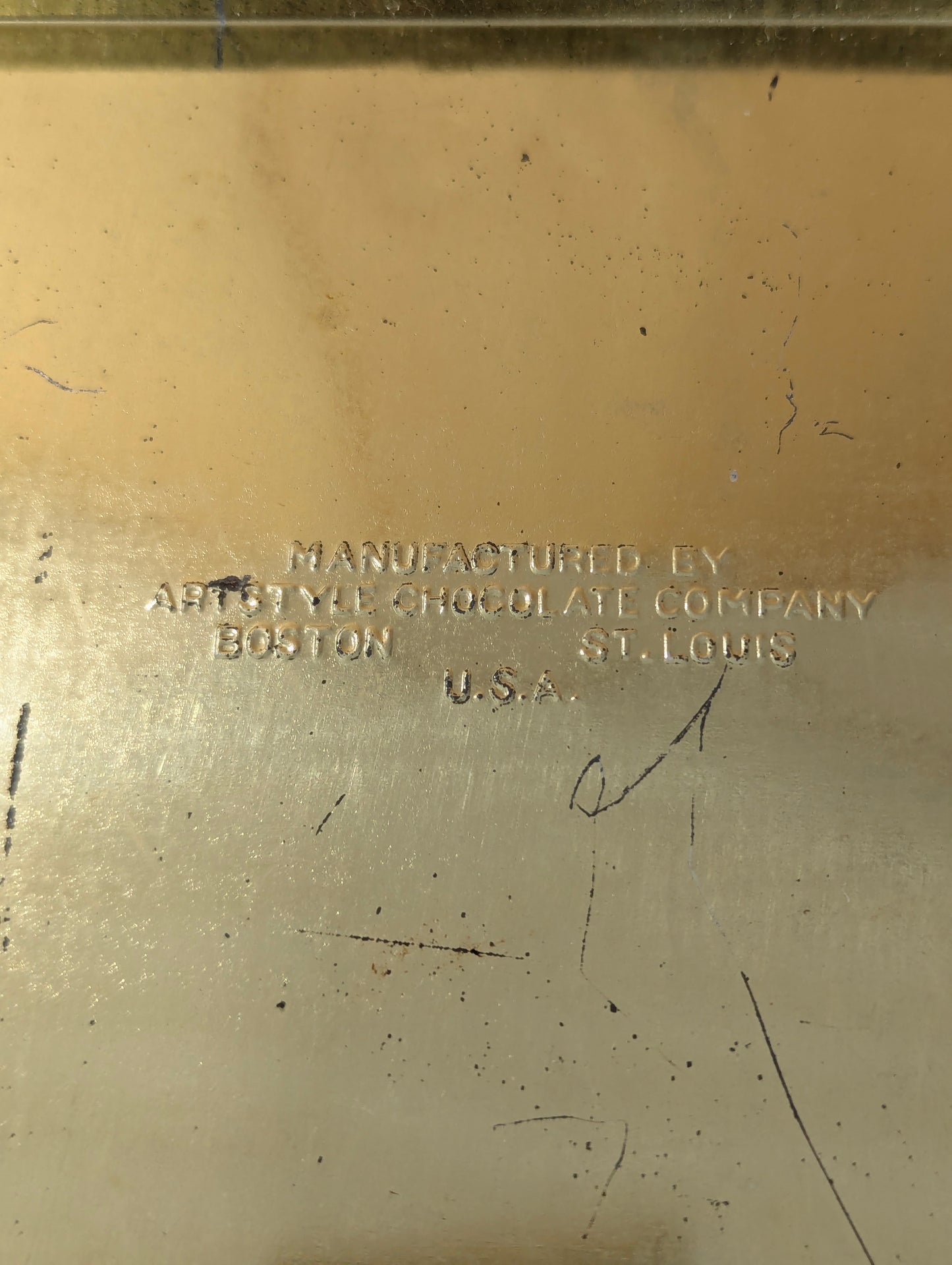 1920’s Advertising Art Style Chocolate Tin