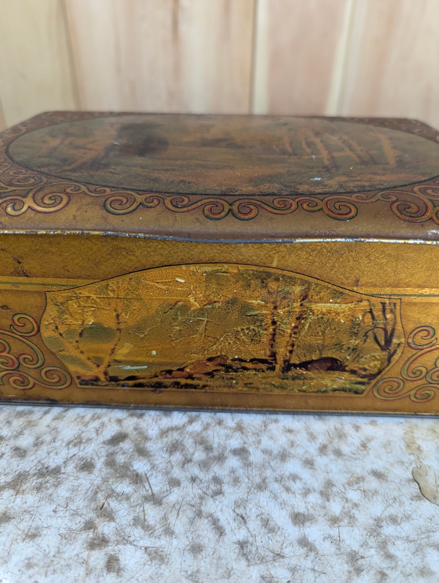Antique MacFarlane Lang & Co Biscuits & Cakes Tin