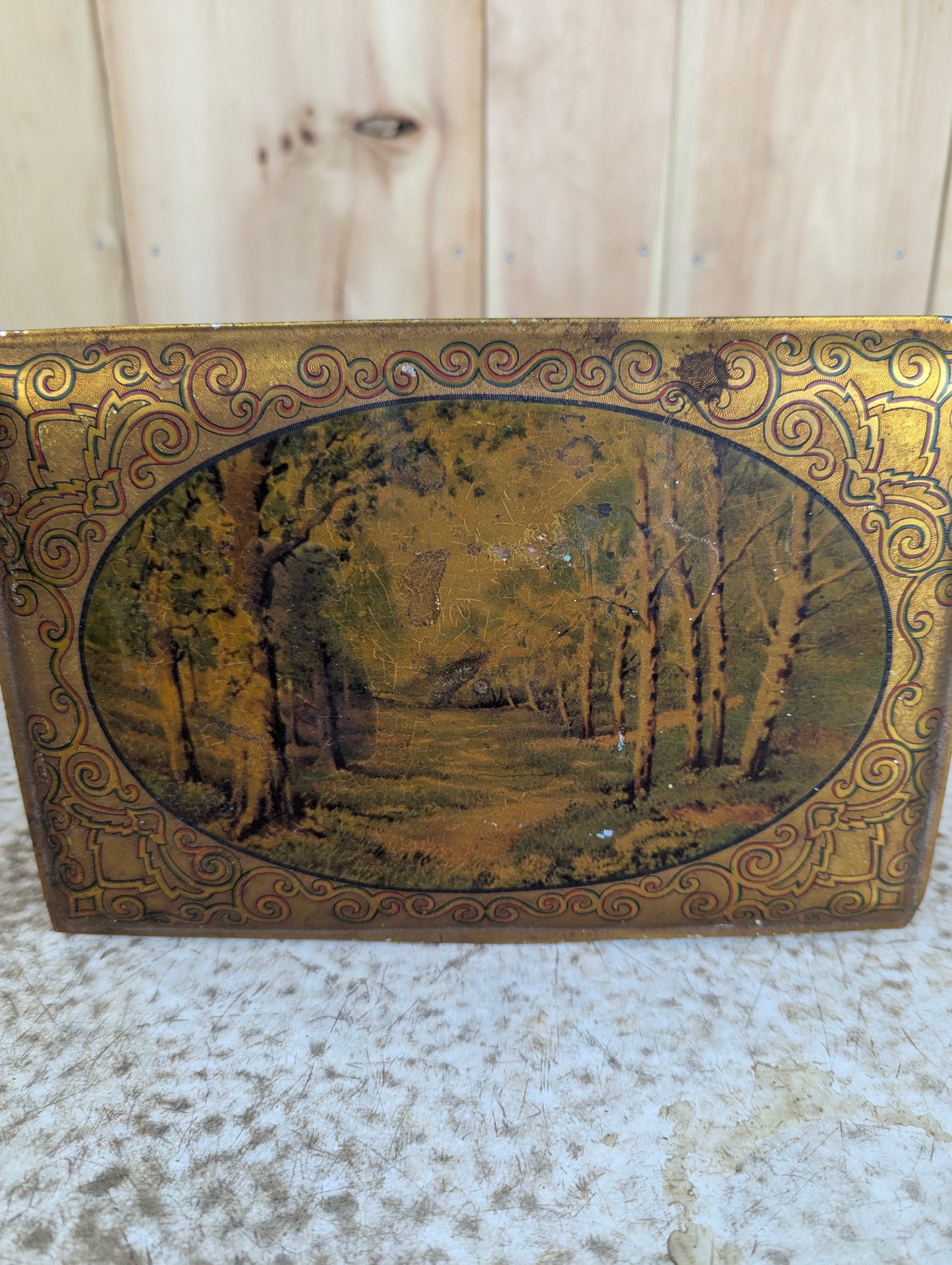 Antique MacFarlane Lang & Co Biscuits & Cakes Tin