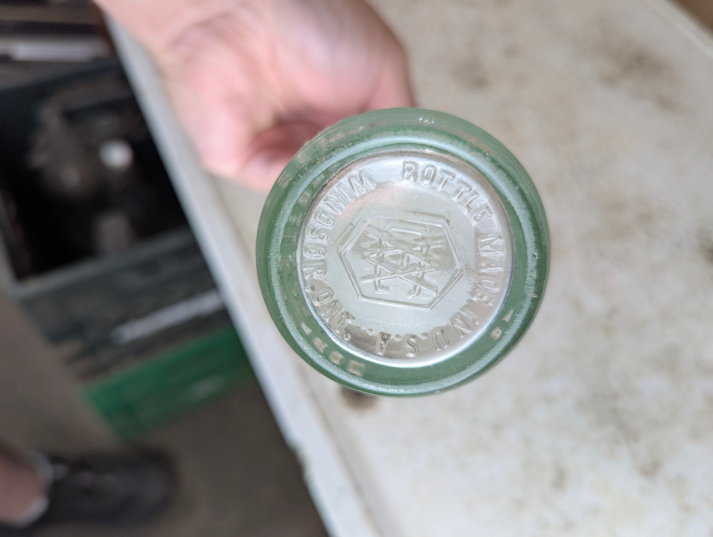 1950’s Vernor’s 8 Fl Oz Ginger Ale Glass Bottle