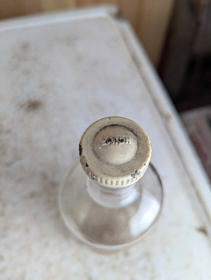 1920’s T. Eaton Drug Co. The E.E.Dickinson Co.Double Distilled Witch Hazel Glass Medicine Bottle