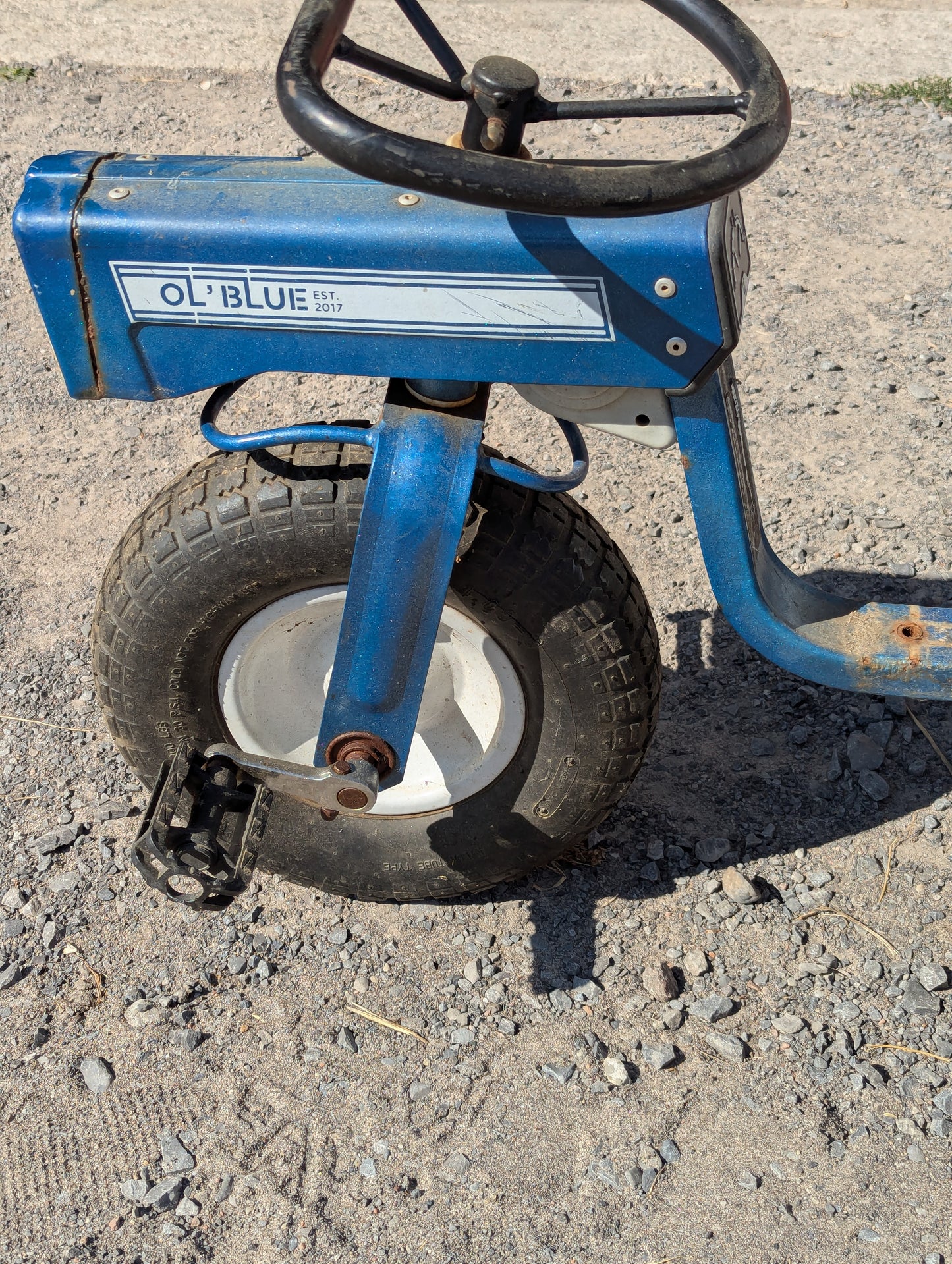 Kid's Ol' Blue Pedal Tractor