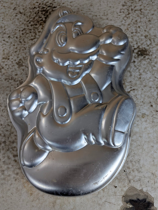Retro 1989 Wilton Super Mario Aluminum Cake Pan