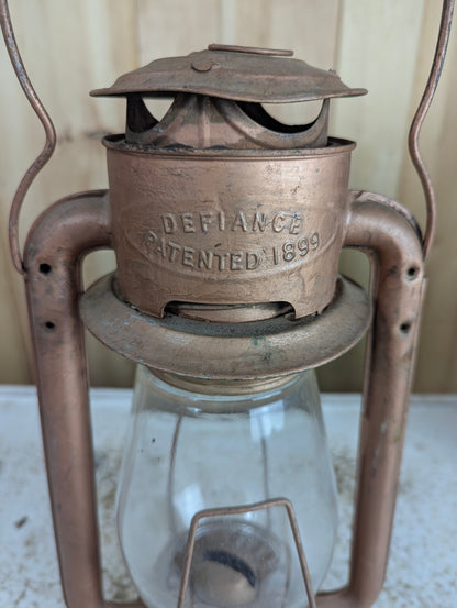 Antique Defiance Cold Blast Oil Lantern