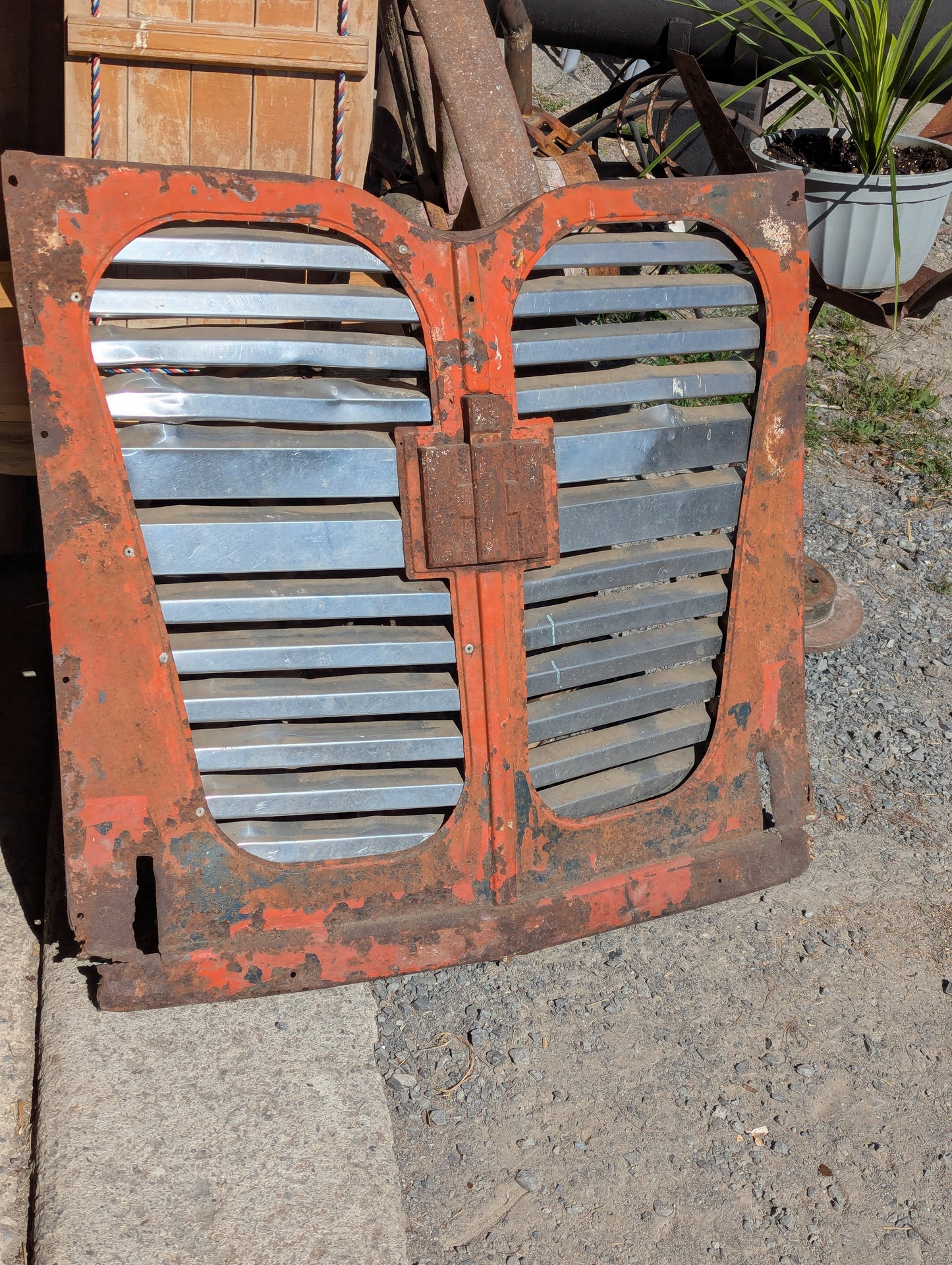 1948 International Harvester Metro Van Grill