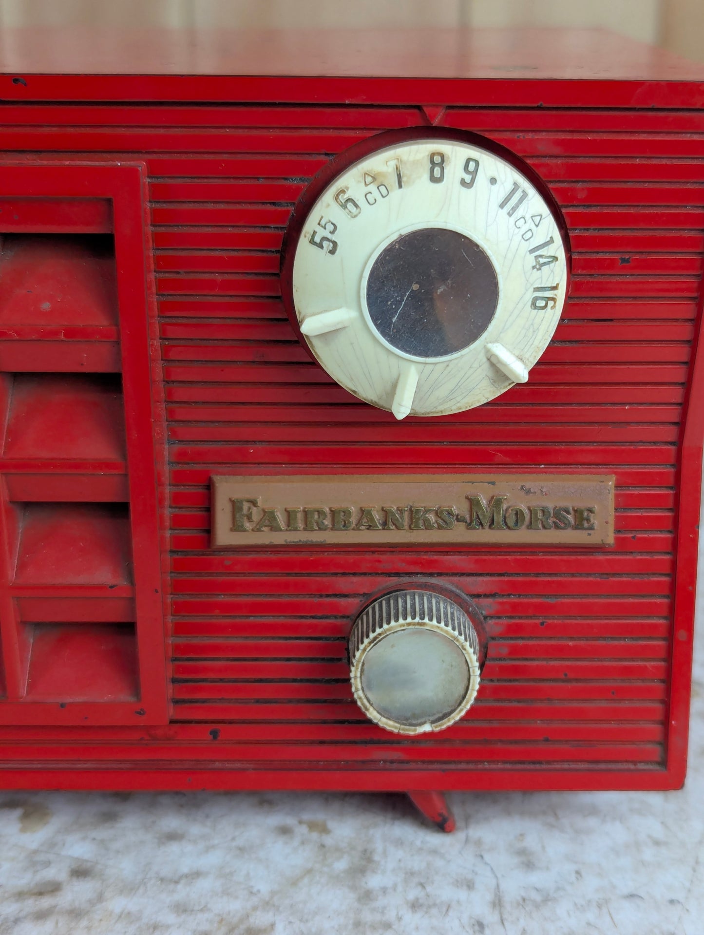 Vintage Fairbanks Morse AM Radio Model #55R35