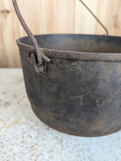 Vintage 3 Footed Cast Iron Pot