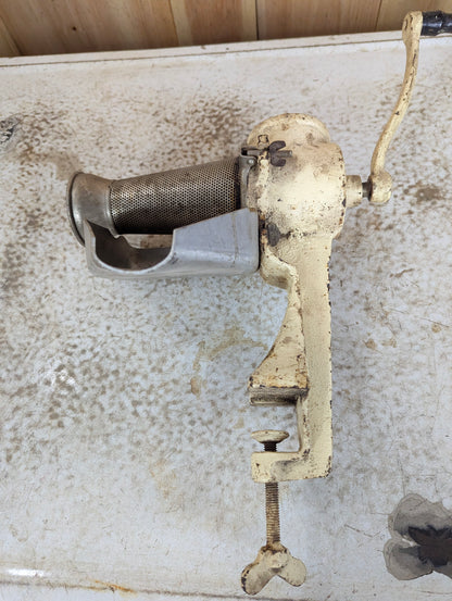 Vintage Cast Iron Victory Tool & Machine Co. Juice Extractor