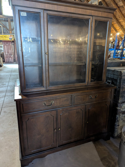 Knechtel Buffet & Hutch