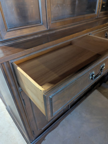 Knechtel Buffet & Hutch